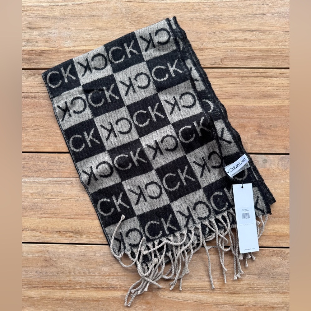 Calvin Klein Checkered Black and Gray Men's Scarf